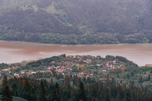 Jak komunismus přetvořil život na venkově: Přehled dopadů