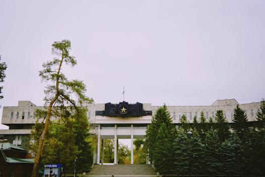 Jak komunismus přetvořil správu českých měst: Od samosprávy k centralizaci